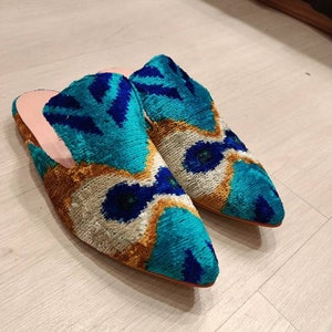 Silk Velvet Ikat Slippers Black Turquaz White