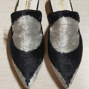 Handgefertigte Ikat Seide Pantoletten-Vibrant Multicolor Design, Bequeme Slip-On Schuhe, Einzigartiger Boho Stil