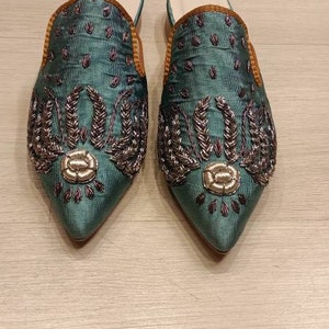 Handgemaakte Ikat-zijden muiltjes – Authentieke Oezbeekse Ikat-slippers – Kleurrijke bohoschoenen – Traditioneel Centraal-Aziatisch textiel
