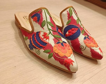 Handmade Embroidered Velvet Ikat Slippers, Uzbek Leather House Shoes, Luxury Artisan Slippers, Boho Gift for Her