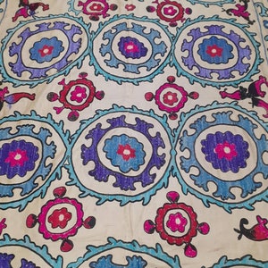 Vintage Suzani Handmade Traditional Uzbek Wall Hanging Cotton Tapestry Ethnic Decor Wall Hanging Bedspread Suzani