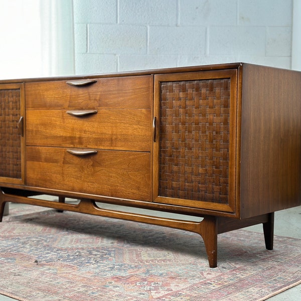 Stunning Mid-Century Modern Lane Perception Lowboy Dresser | TV Stand