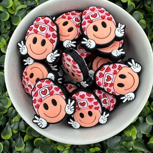 Czapka z serduszkiem Smiley Silikonowa Koralik Ogniskowy