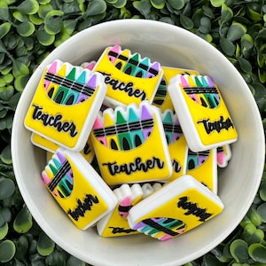 Teacher crayon Silicone Focal Bead