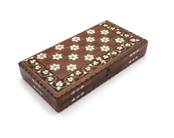 Handmade Walnut Backgammon Set: Mother of Pearl Inlay, Brass Wire Detail