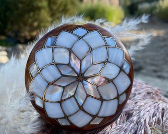 Mother of Pearl Handmade Lotus Makeup Hand Mirror