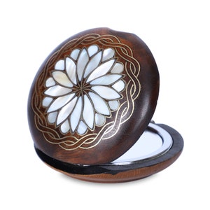 Handmade Makeup Hand Mirror - Handmade Round Pocket Mirror - Wooden Hand Mirror - Vintage Wedding Gifts - Gift for Mom - Wedding Gift