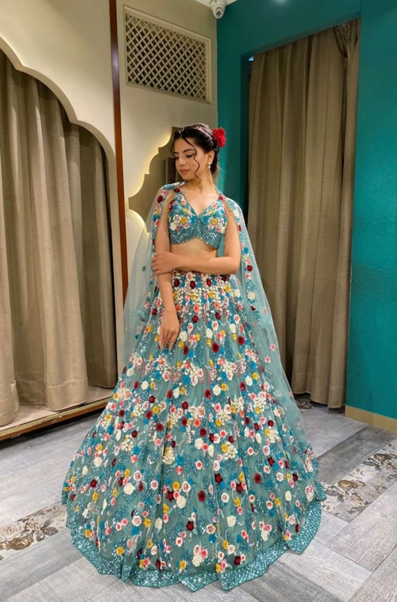 Latest Designer Gown For Party | 3d-mon.com