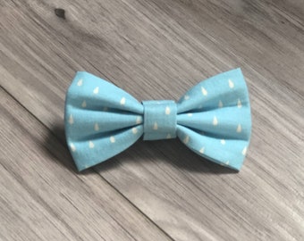 Dog or Cat Bow Tie Raindrop, Snaps Over Collar
