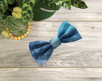 Blue Tie Dye Dog or Cat Bow Tie, Snaps Over Collar