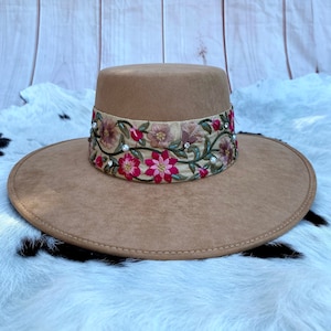 Caramel floral boater hat