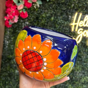Medium Talavera Round planter