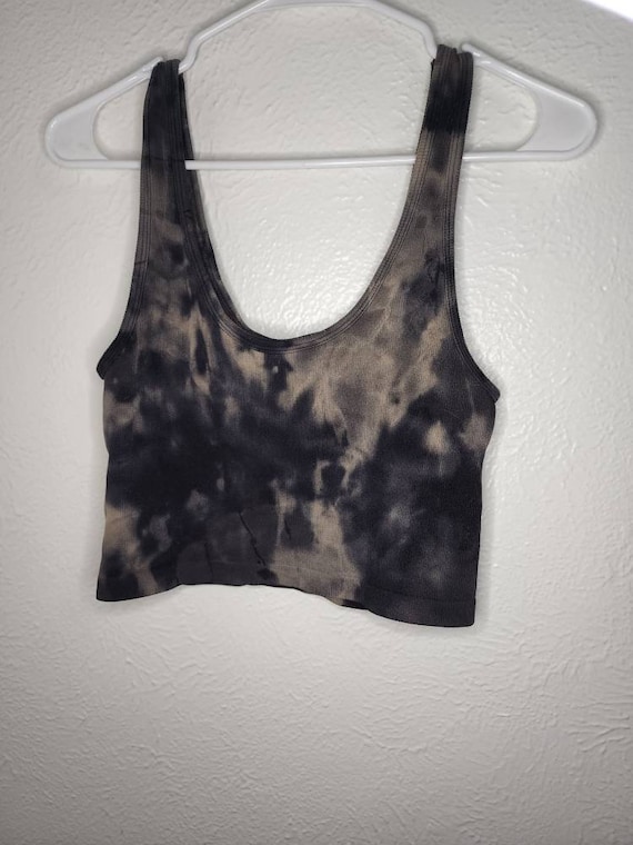 Mr. Worldwide Reverse Crop Tank Top – Soft & Stretchy Unisex XL, Wear Multiple Ways, Music-Inspired Fashion