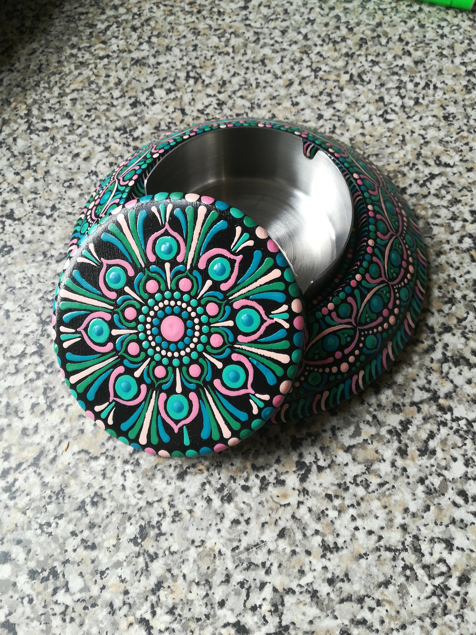 Vaisseau spatial Mandala Ashtray Décor maison peint à la Etsy