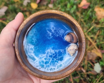 Acacia Wood Ring + Jewelry Dish – Ocean Wave Resin Art with Seashells