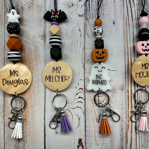 Halloween bat pumpkin ghost beaded Teacher lanyard, ID badge holder, lanyard for keys, gifts for teachers, teacher appreciation gift.