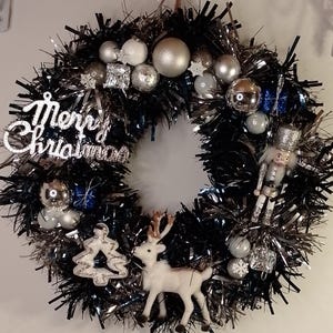 Artificial Tinsel Christmas Wreath 30cm – Silver White Navy Blue Baubles Sign