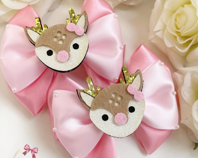 Pink Reindeer Christmas Bow Hair Clip: Festive Pigtail Accessory