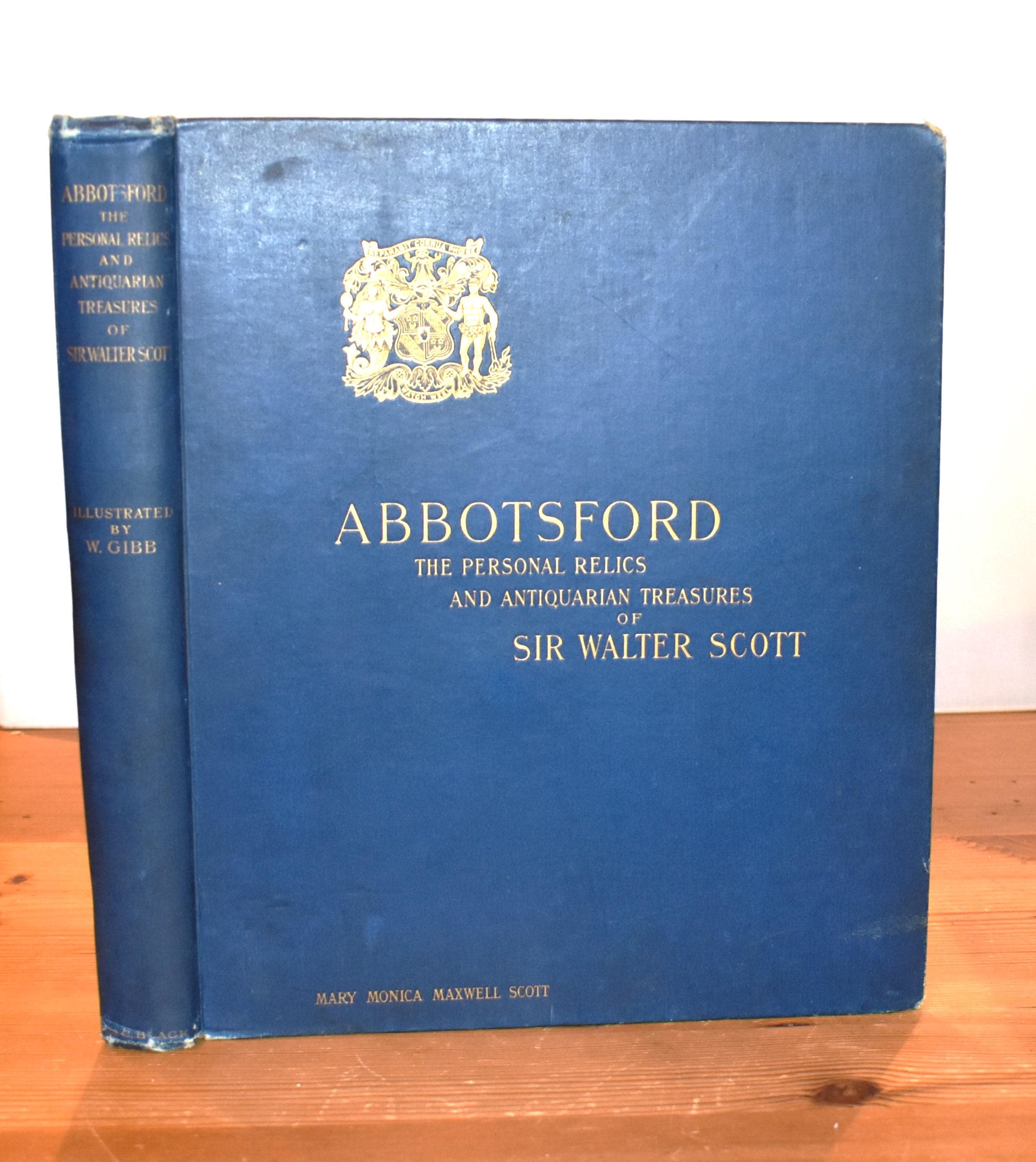 Abbotsford. The Personal Relics (...) of Sir Walter Scott (1893) Illustrated Antique History Book. Decorative. Scottish. Victorian.