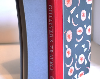 Jonathan Swift. Los viajes de Gulliver. Sociedad de folios vintage. (1994) Ilustrado en color. Cubierta decorada. Libro infantil clásico.