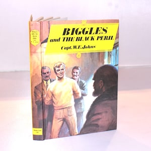 W.E Johns. Biggles and the Black Pearl. (1970) Dean & Son. Vintage Collectible Children&#39;s Book. Nostalgic Gift.