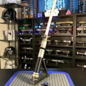 Universal Lightsaber Stand: Vertical Display, Fits Savi's & Legacy Sabers image 12