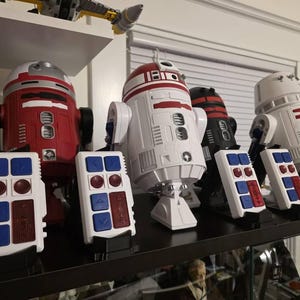 Support pour manette Droid Depot ! Porte aussi les poignées ! y compris les sabres Savi's et Legacy et plus encore ! image 2