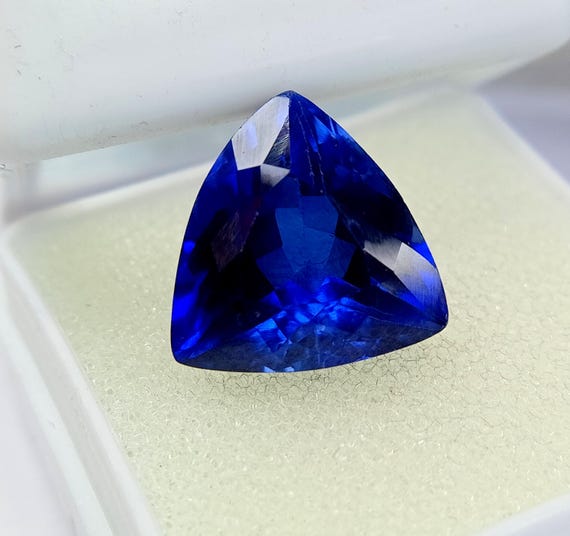 Pierre Tanzanite Naturelle 55 Carats - Bleu Profond - Coupe Ovale - Non Traitée - Vrac