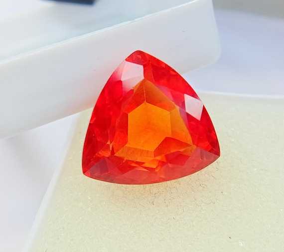 Opale Naturelle éthiopienne AAA Taille Marquise 1 CT Non Traitée
