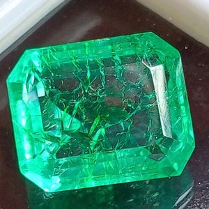 Certified Natural Colombian Green Emerald 5-9 Ct. Ct Emerald Cut Gemstone Elite Finish Best For making Jewelry, Best Sale Going on. JM022