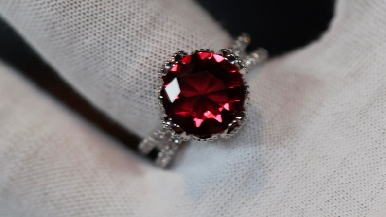 Ruby Diamond Ring