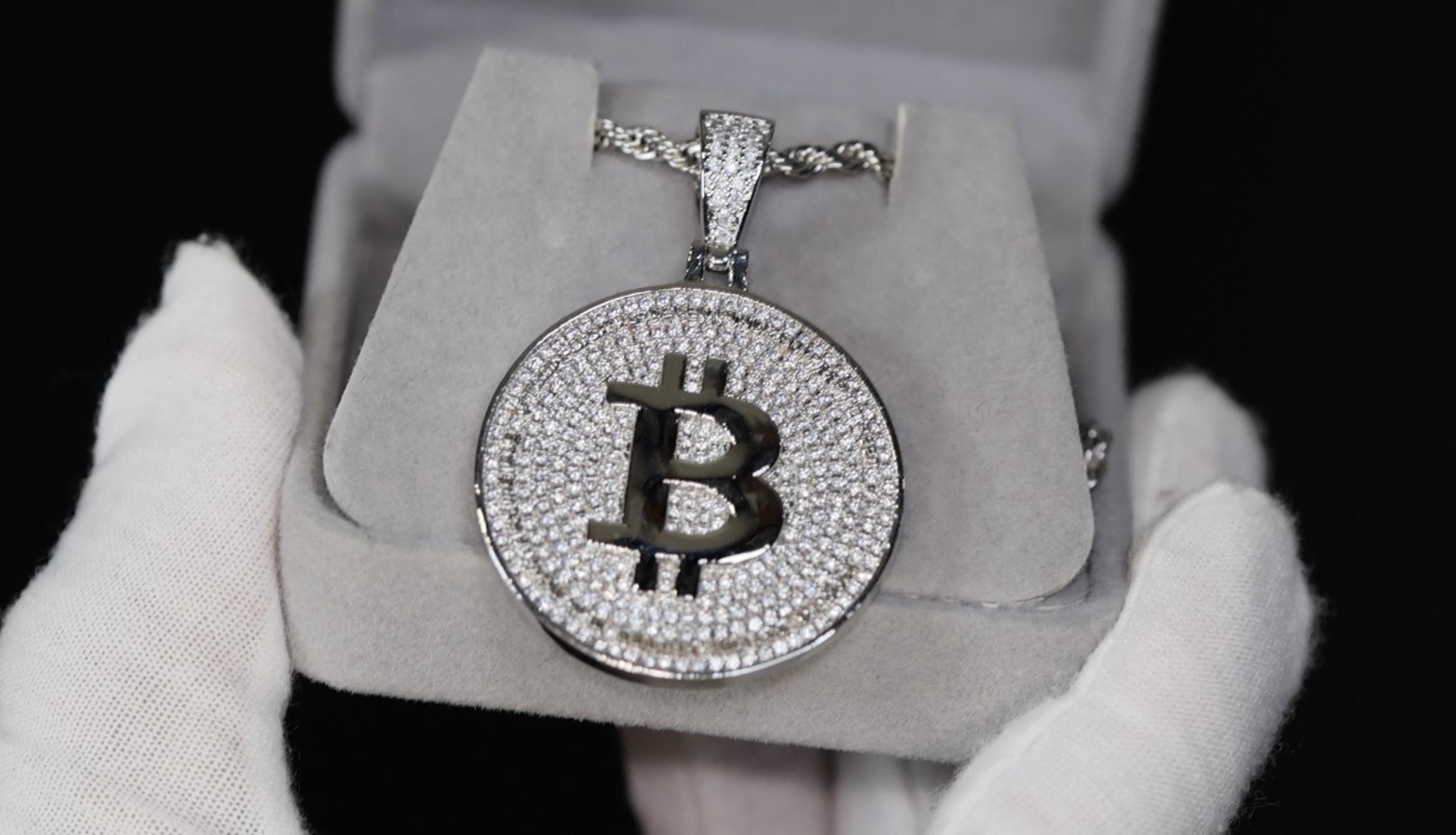 ヒップホップペンダント | アイスアウトペンダント | ダイヤモンドビットコインペンダント | ヒップホップチェーン | ビットコインペンダント |  ヒップホップジュエリー | ビットコインネックレス - Etsy 日本