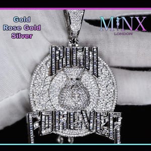 Ciondolo Iced Out / Ciondolo Hip Hop Diamond / Ciondolo Rich Forever / Ciondolo Hip Hop in argento / Ciondolo Money Bag / Ciondolo Big Baguette