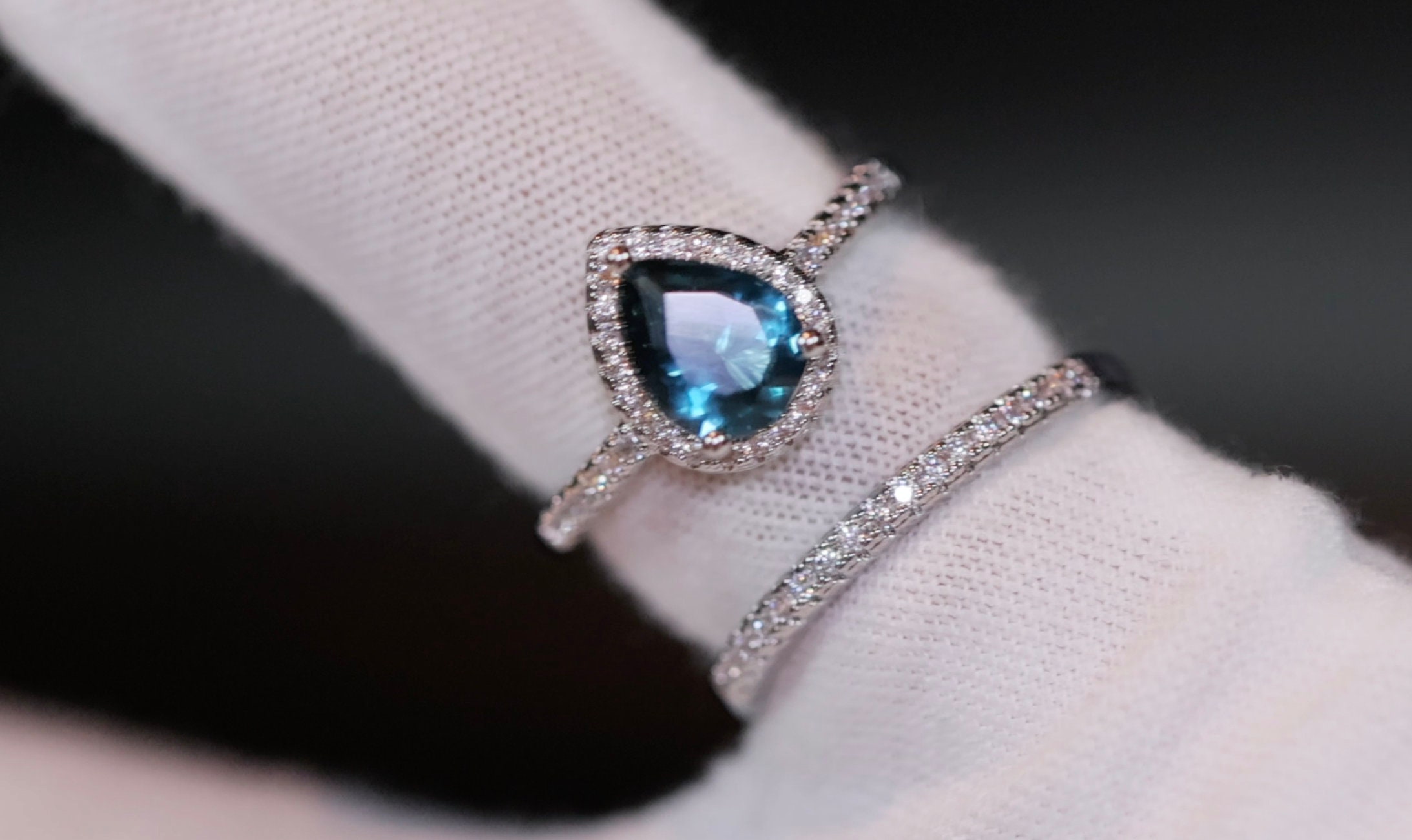 Blue Wedding Ring | Blue Diamond Wedding Ring Set | Blue Pear Cut ...