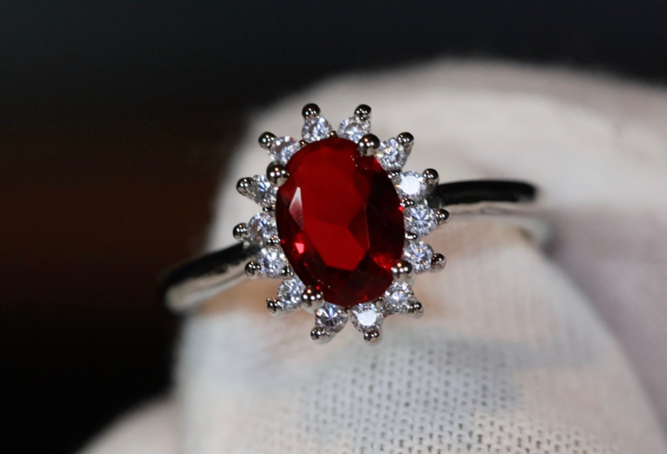Ring red diamond clearance