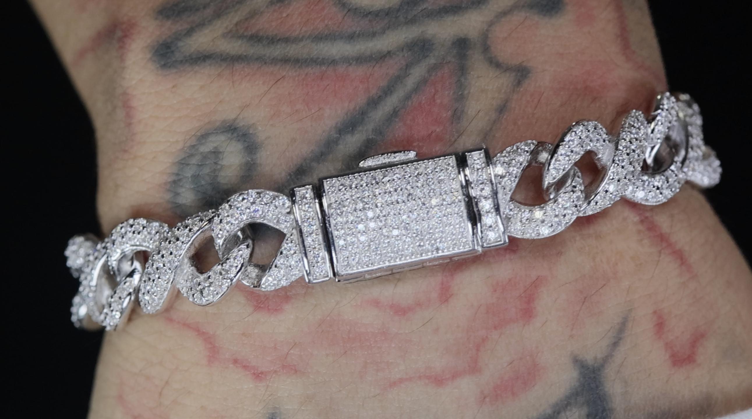 モアッサナイト インフィニティ リンク ブレスレット | モアッサナイト