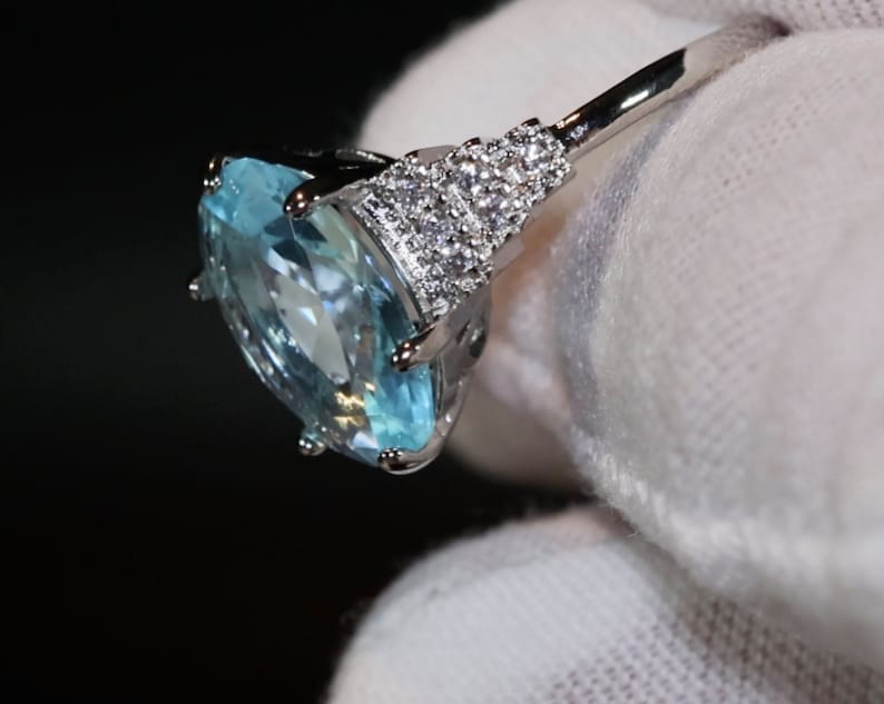 Blue Aquamarine Diamond Ring