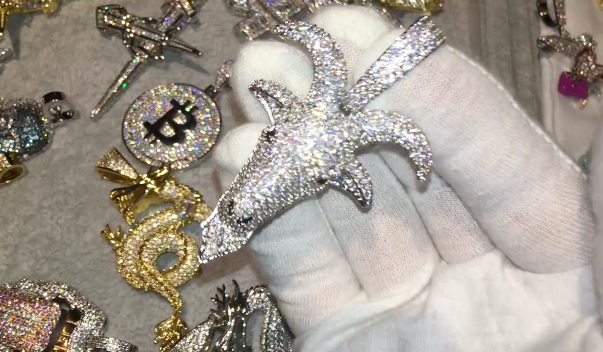 MaxBling81 Collana Uomo Con Ciondolo Testa Di Capra - Placcata Oro Con Zirconi Cubici, Catena Cuban Link 20" - Foto 3