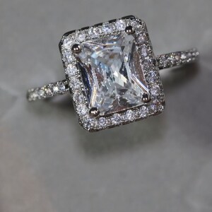 Womens Engagement Ring