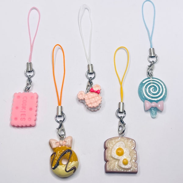 Lot de 5 Porte clé/clef ou strap avec breloque pâtisserie gourmande