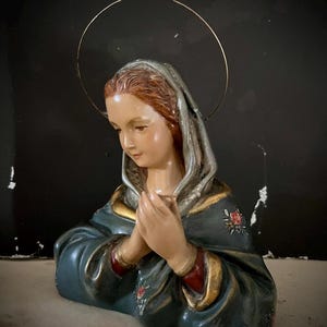 Virgin figure/Spanish religious art/ antique virgin/Polychromatic virgin/Holy Mary antique statue/ Virgin Mary statue/Antique Spanish virgin