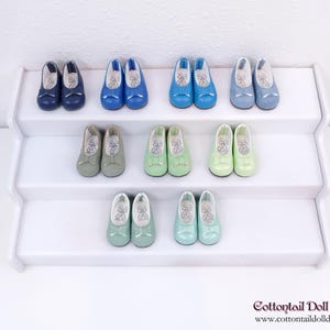 Rosett-platta kläder till Ruby Red Fashion Siblies-docka - Cools