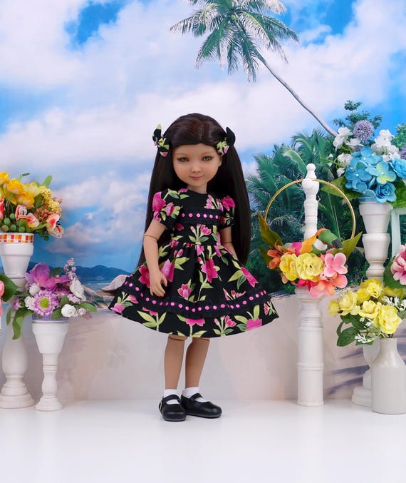 dark green dress with pink shoes Island Flowers - for Ruby Red Fashion Friends Doll published_date:2026-06-10T21:57:46Z
