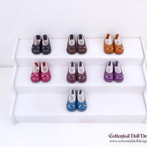 Bow Flats for Ruby Red Fashion Siblies doll - Dark colors