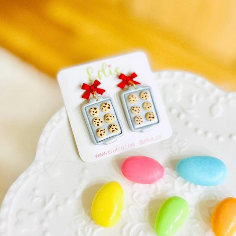 Bakade chokladkakor på örhängen, dinglade polymerlera smycken, handgjorda kakor, dinglade matälskare, present till söta bagerier, bakverk bild 3