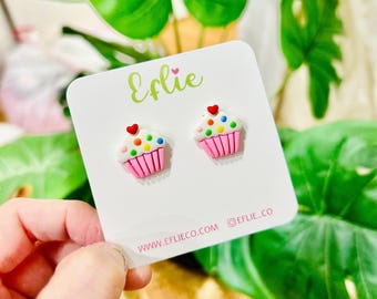 Cupcakes regnbågsströssel örhängen | Rosa cupcakes örhängen | Söta bakverk söta örhängen | Foodie örhängen för barn | Födelsedagspresenter