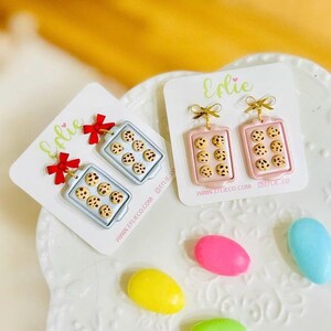 Bakade chokladkakor på örhängen, dinglade polymerlera smycken, handgjorda kakor, dinglade matälskare, present till söta bagerier, bakverk bild 2