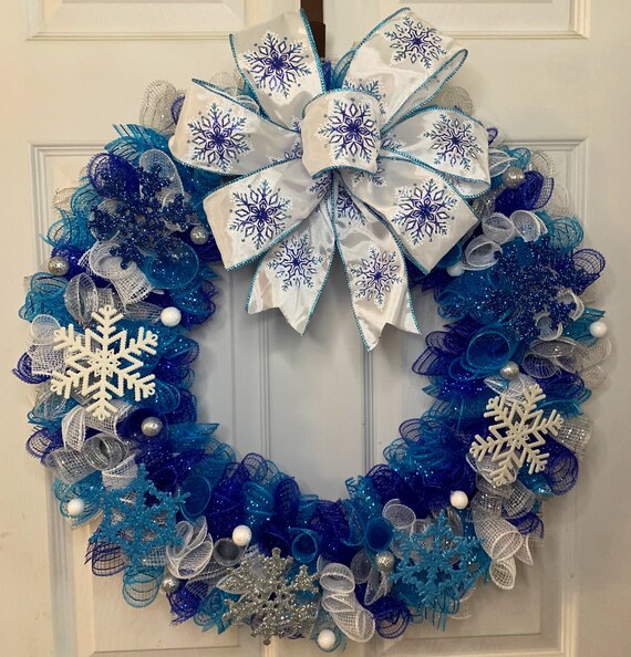 Snowflake Wreath. Etsy