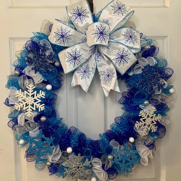 Snowflake Wreath - Etsy