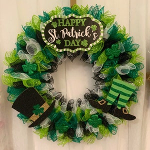 Saint Patrick’s day, St patty day deco mesh wreath.